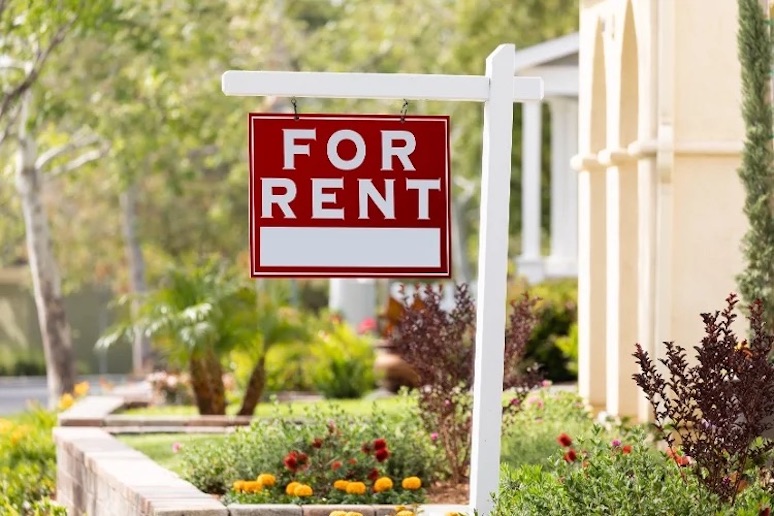 How much do I need to pay as a Section 8 tenant?