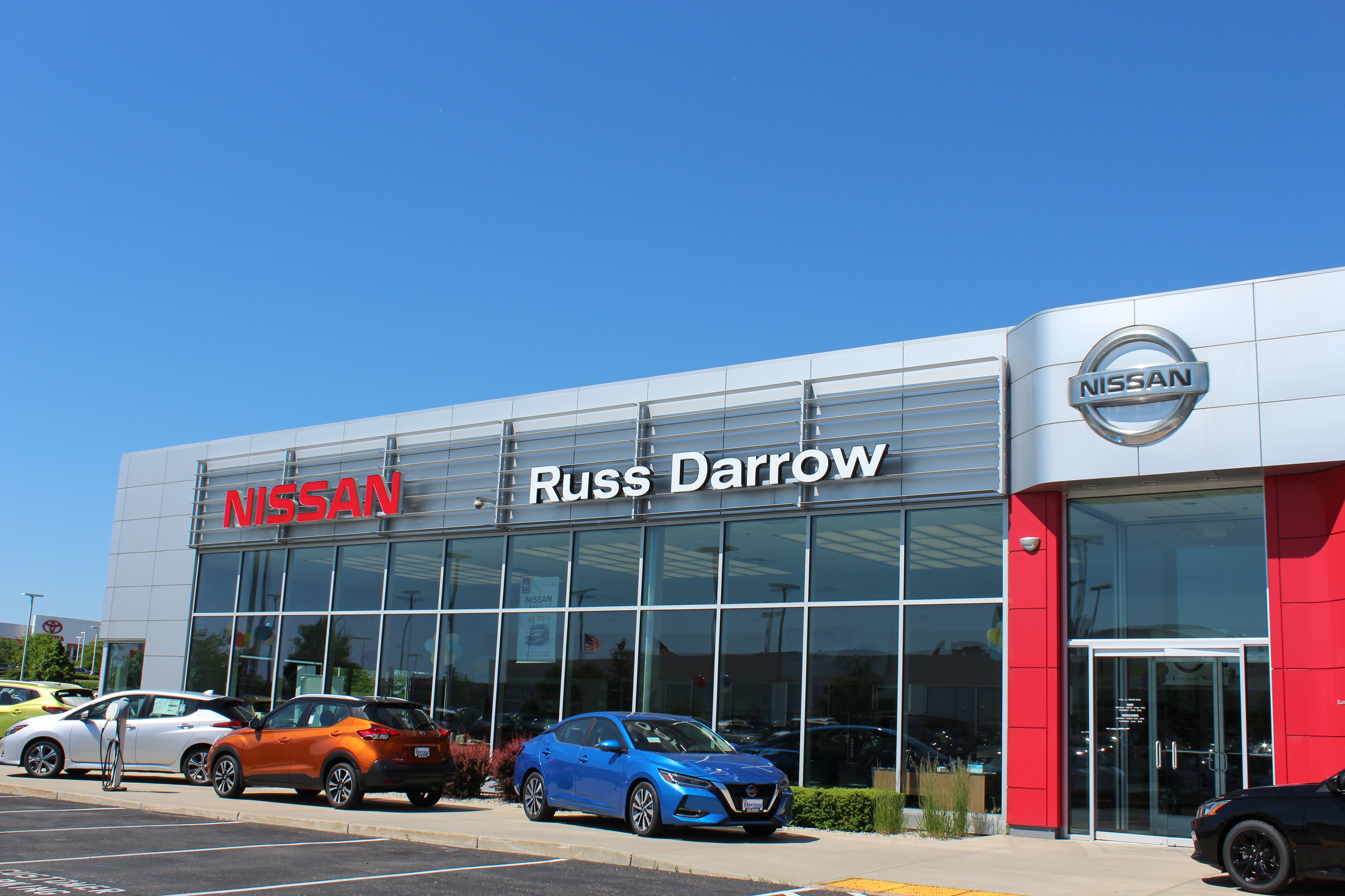 Russ Darrow Nissan of Milwaukee