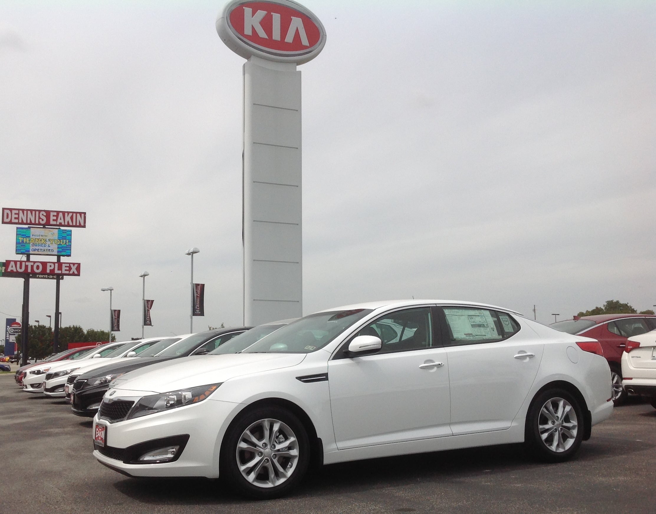 Dennis Eakin Kia