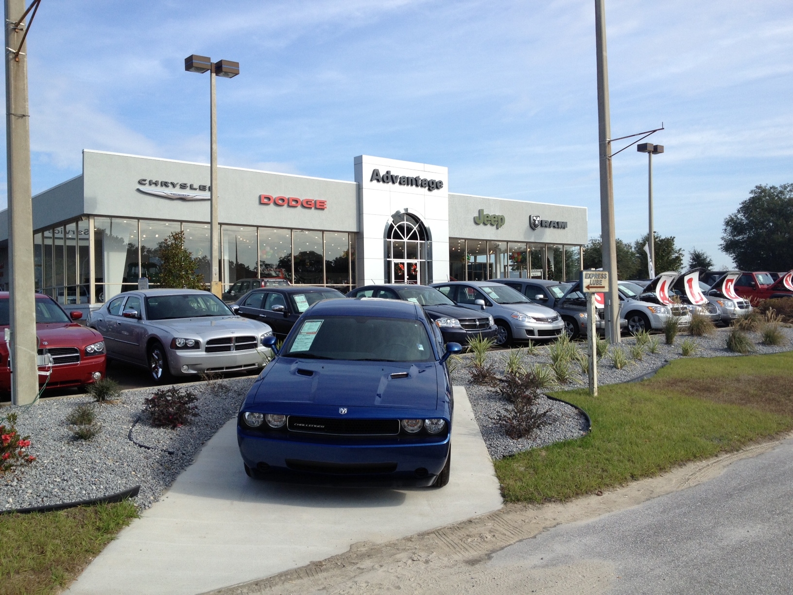 Advantage Chrysler Dodge Jeep RAM