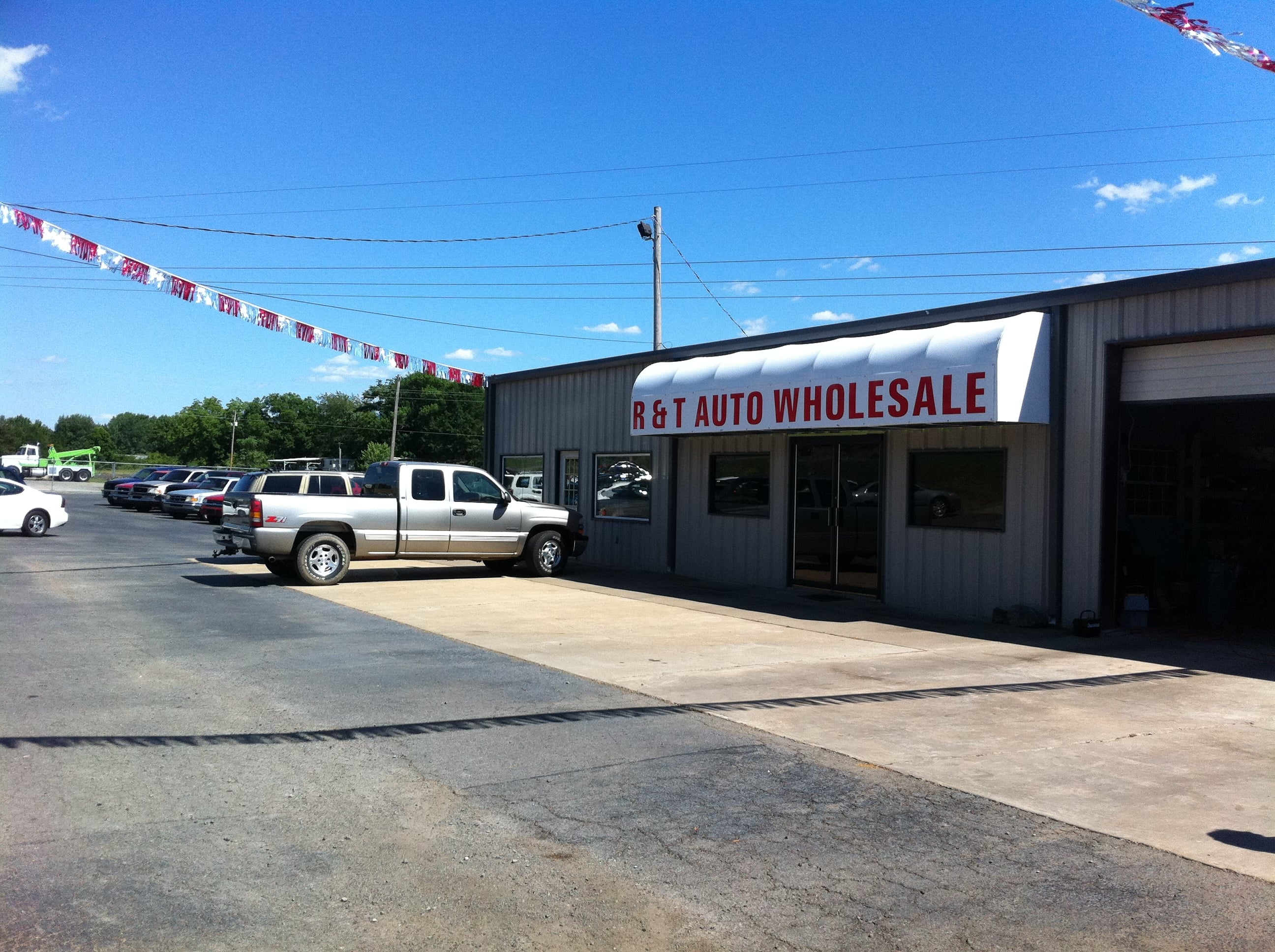 R & T Auto Wholesale
