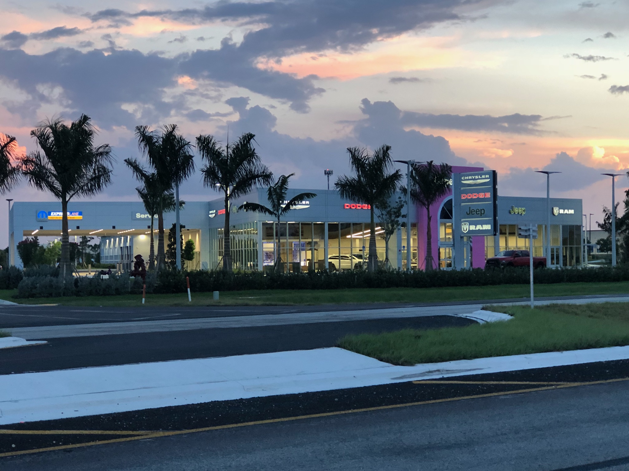 Cape Coral Chrysler Dodge Jeep RAM