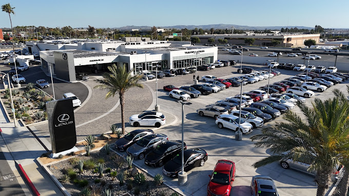 Tustin Lexus