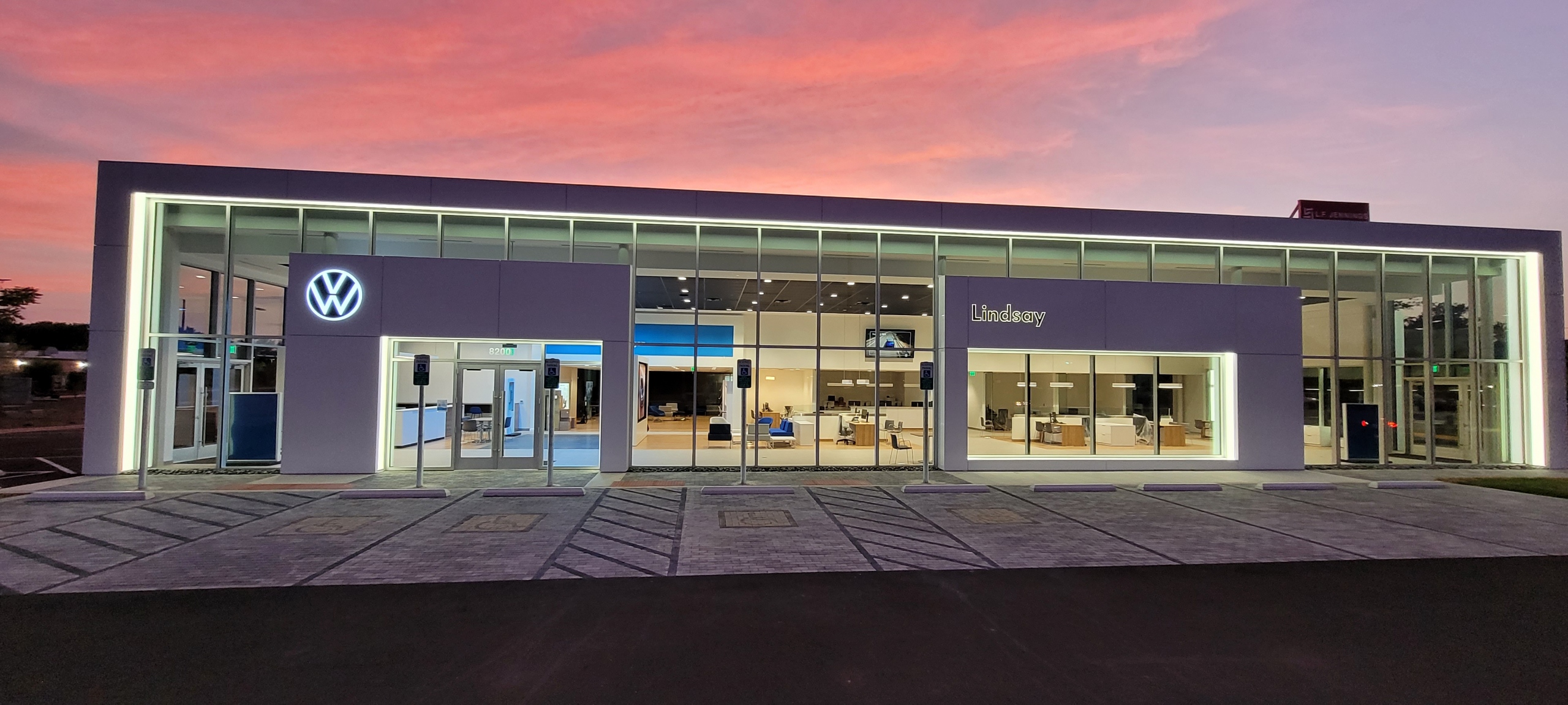 Lindsay Volkswagen of Manassas