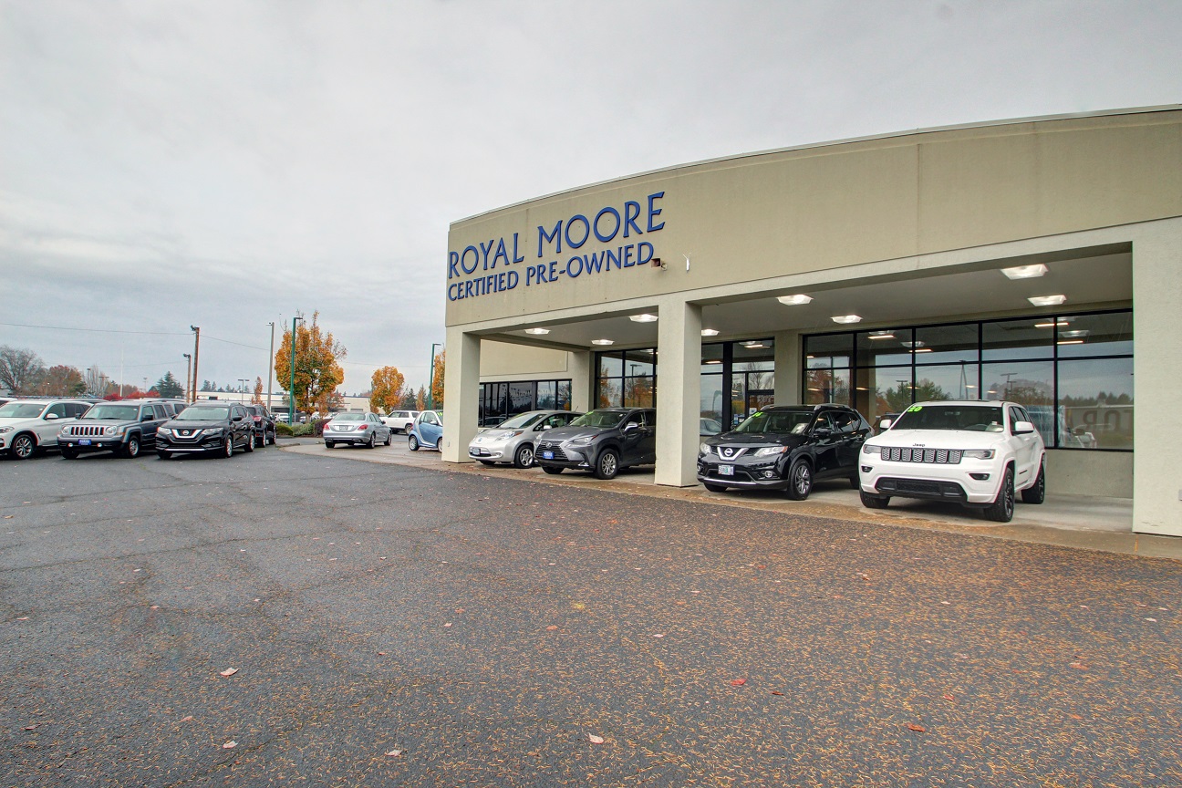 Royal Moore Auto Center