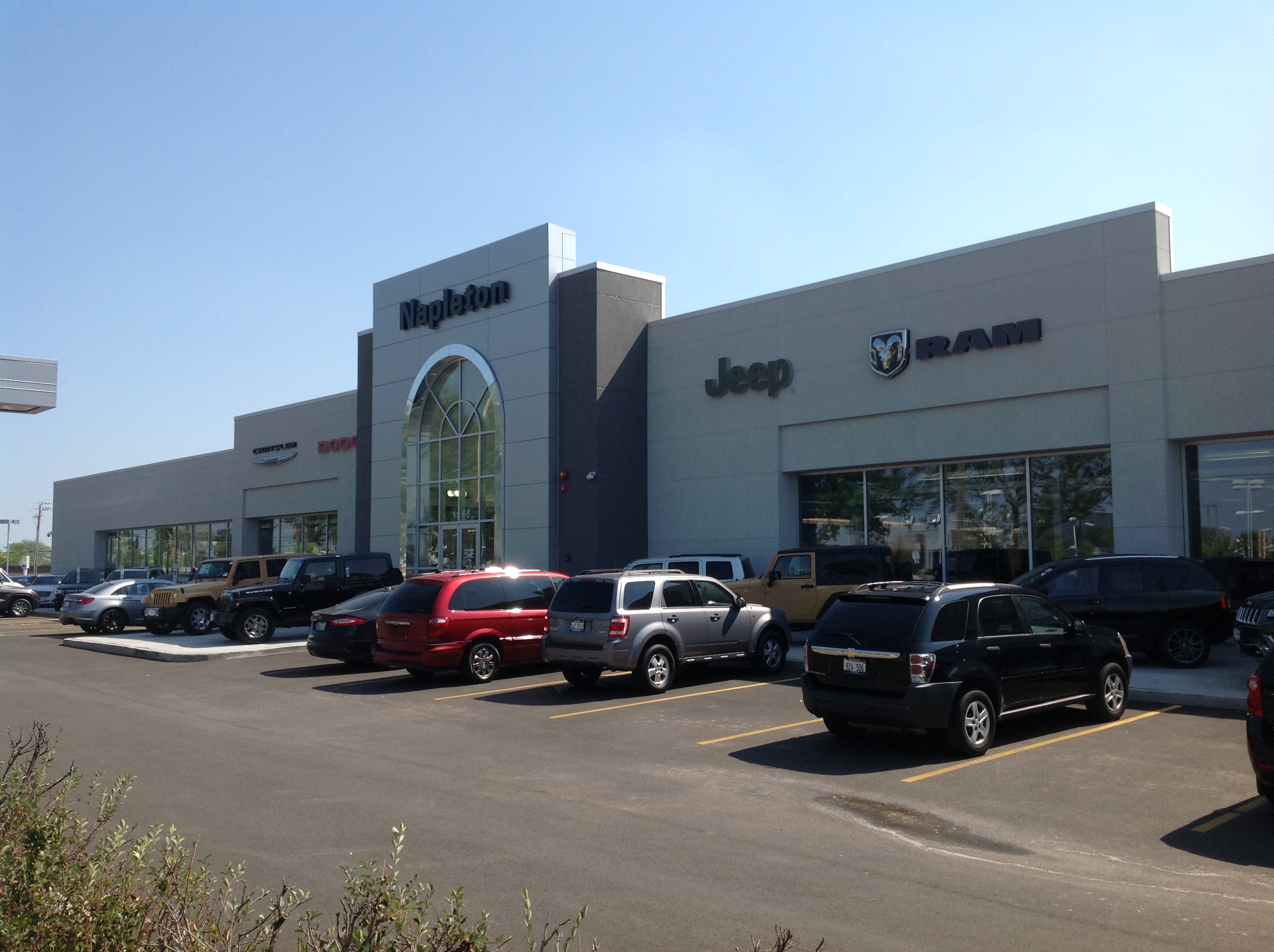 Napletons Arlington Heights Chrysler Dodge Jeep RAM