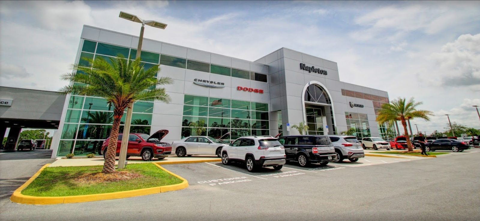 Napleton Clermont Chrysler Jeep Dodge RAM