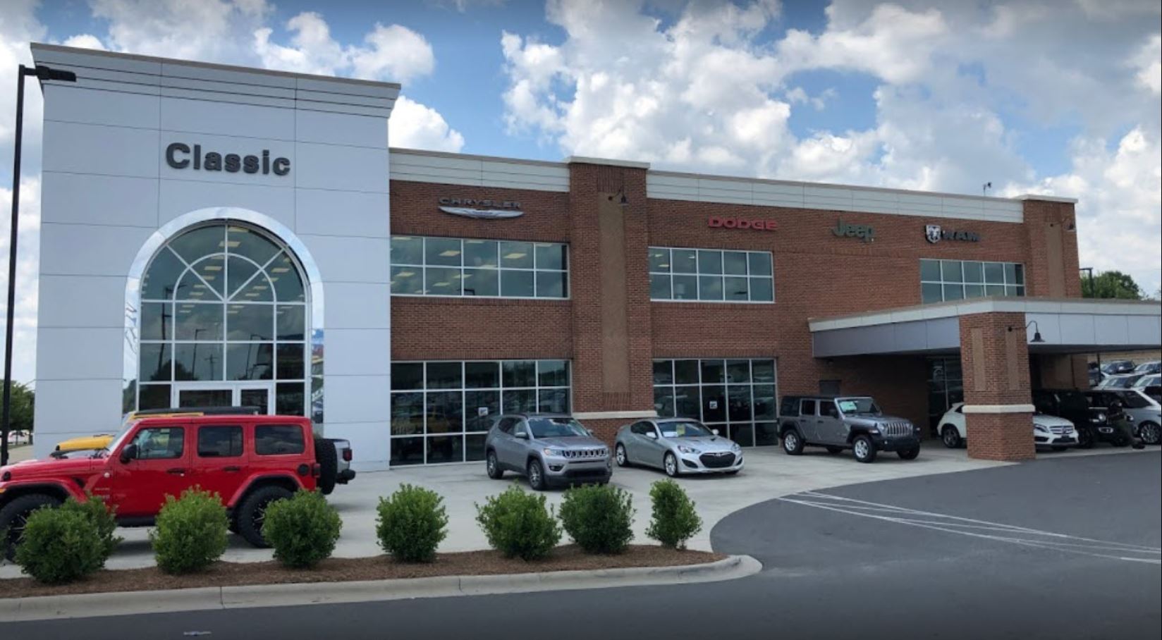 Classic Chrysler Dodge Jeep Ram of Pineville