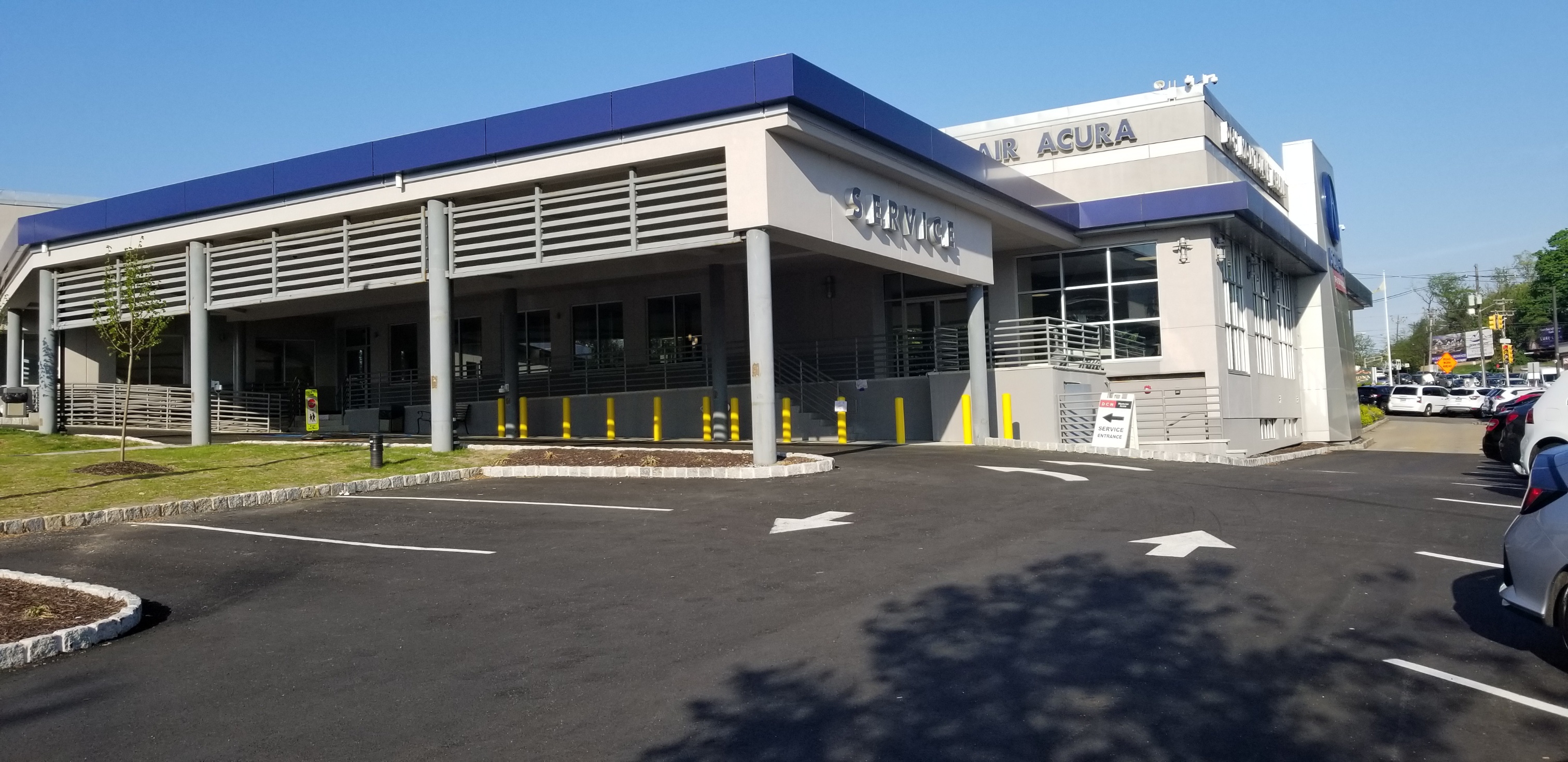DCH Montclair Acura