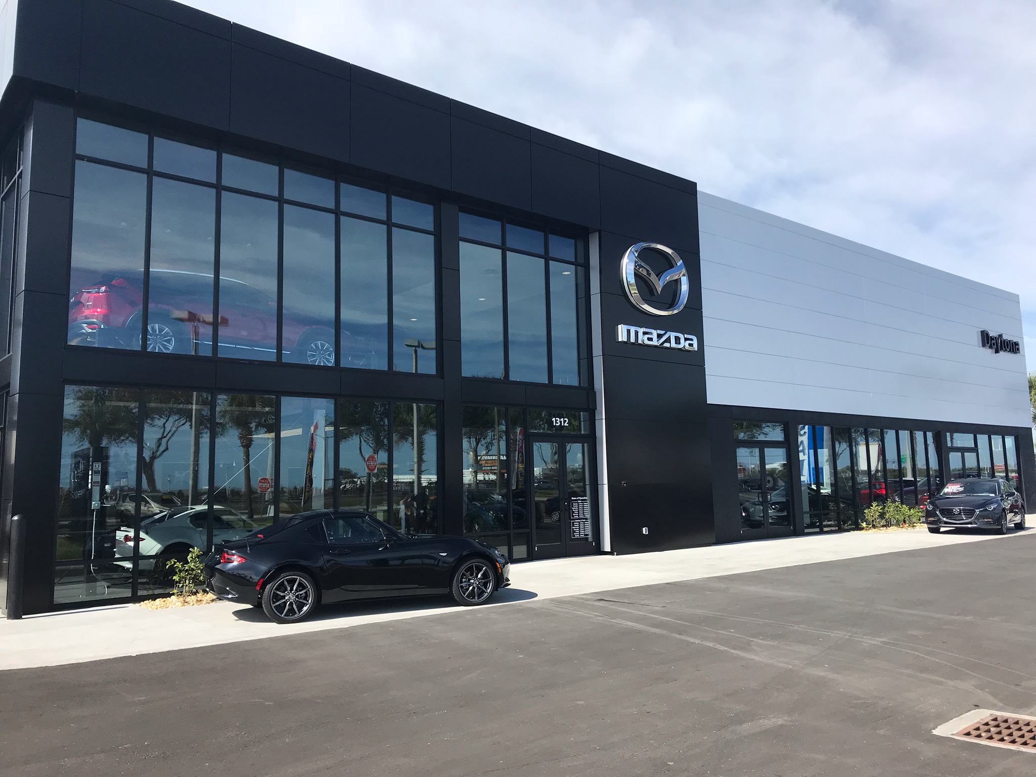 Daytona Mazda