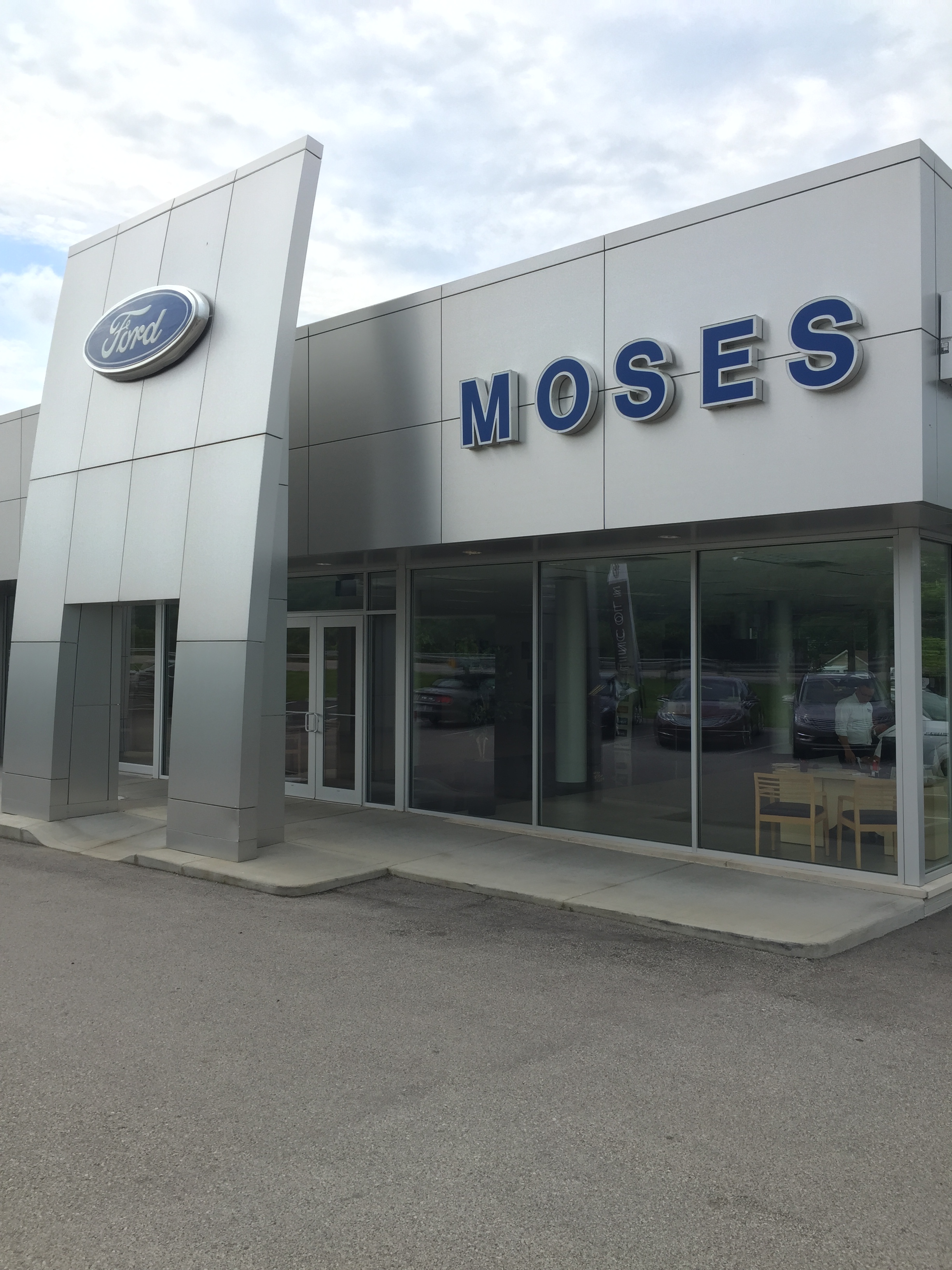 Moses Ford Lincoln