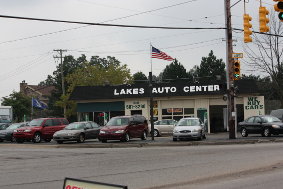 Lakes Auto Center