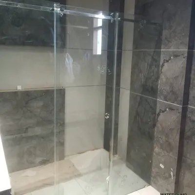 EZZY GLASS & INTERIORS LLC