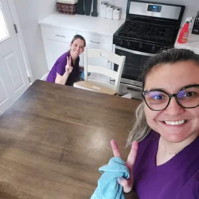 Sisters cleaning service