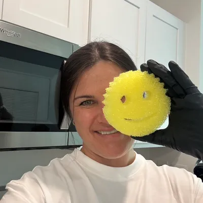CLEANORA