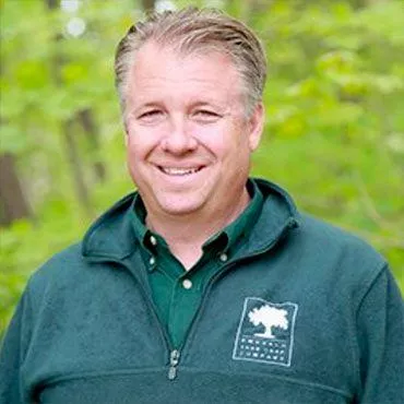 Emerald Tree & Shrub Care