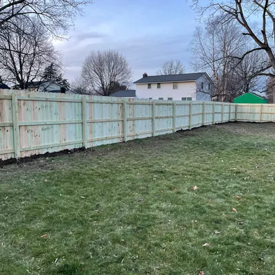 Select Fence LLC
