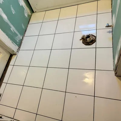 IGS FLOORING L.L.C.