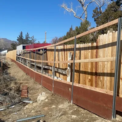CREATIVE FENCE