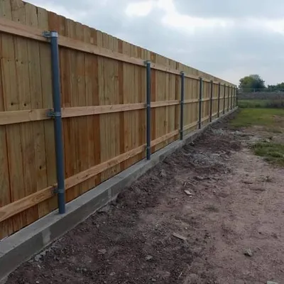 Valdez Select Fencing.         Fence Contractor