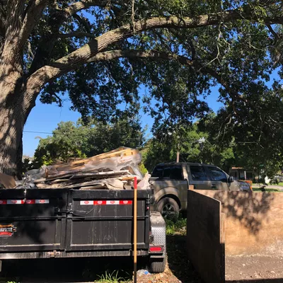 PREMIER HAULING AND JUNK REMOVAL.