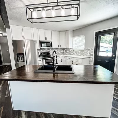 Sunrise Contractors LLC