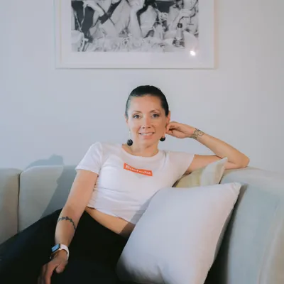 Manifest with Angelica