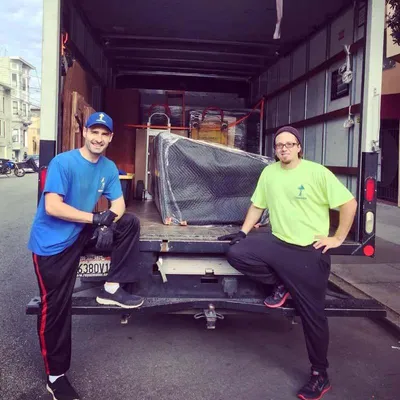 Pyramid Movers