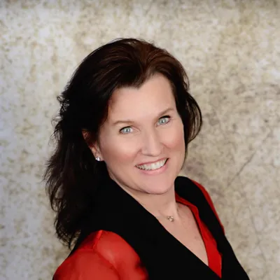 Deb Summers Associate Broker