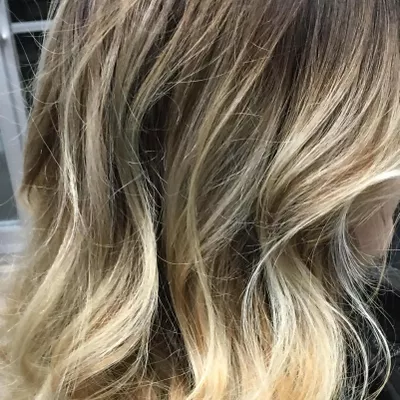 Salon Solè Hair Extensions and Color Bar