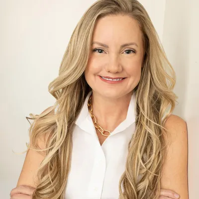 Rita Lamar, Broker, EarthWay Real Estate