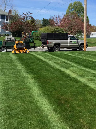 Razor Sharp Lawn Care