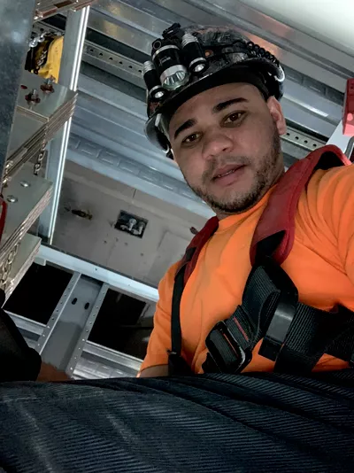 Aneudis Gómez Electricians