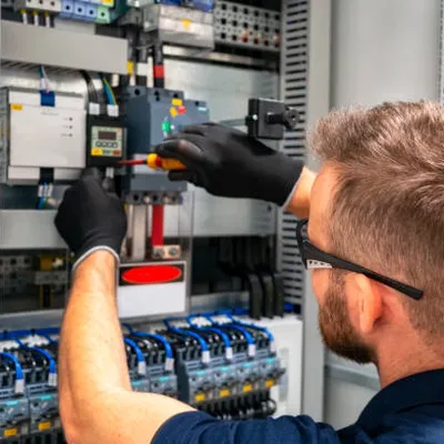 Lone Star’s Electrician