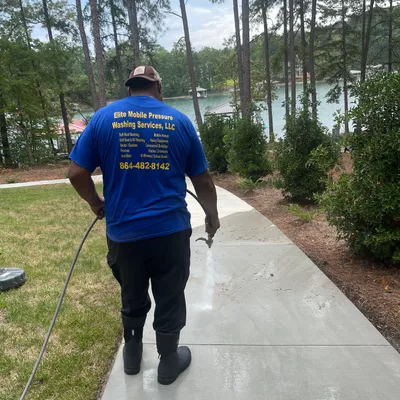 Elite mobile pressure washing services