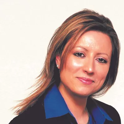 Olga Tsiavos-Re/Max Select     Broker-Salesperson