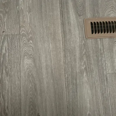 Lomo platiados flooring