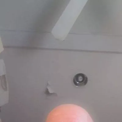 2 Guyzhaulingsvs