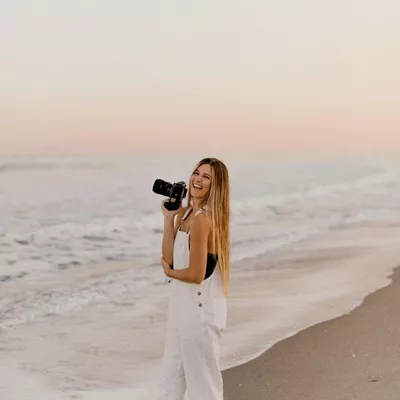 Amber Lee Photo