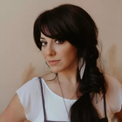 Jasika Blow Bridal and Editorial Hair Styling