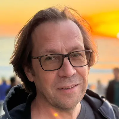Nik