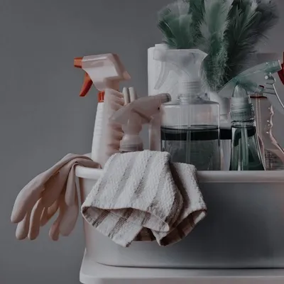 • Crisp Cleaners •