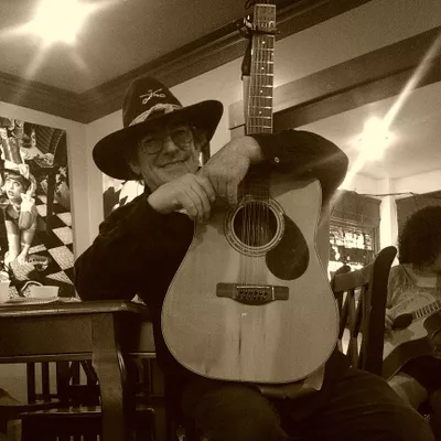 Darron The Guitar Guy