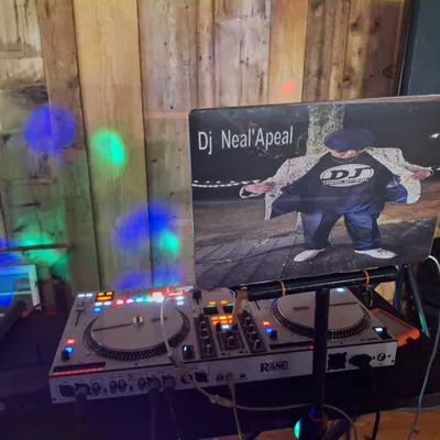 Robert's DJ & Karaoke Services