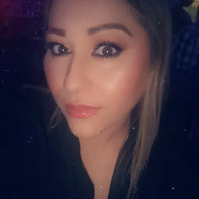 Make-Up by Mayra