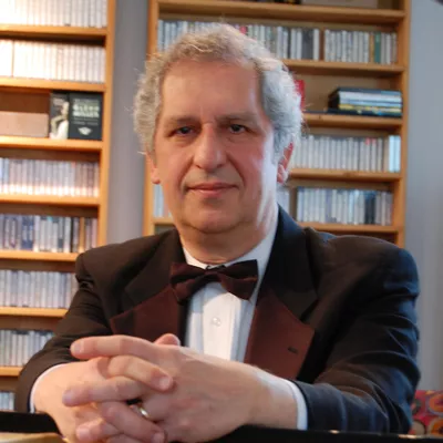 Jon Novi