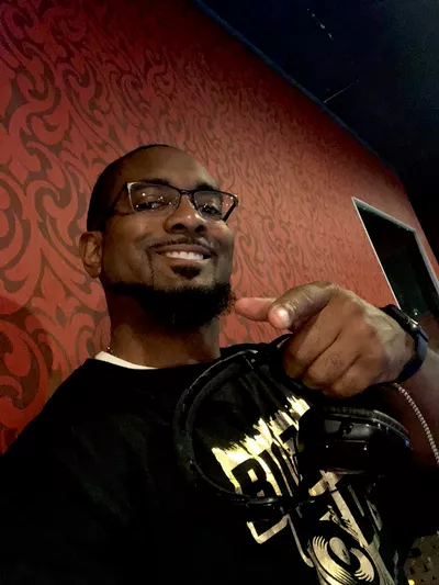 DJ TMIX ENTERTAINMENT LLC