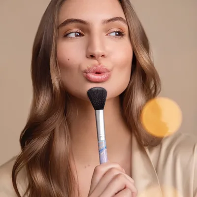 Kar Fakiel Makeup