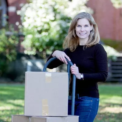 GAL TO THE RESCUE LLC