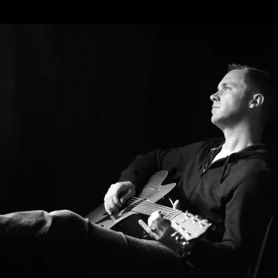 Mike Bustin - Acoustic Musician